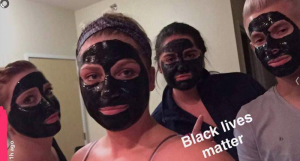 Students at University of North Dakota pose in blackface 2016 Photo: Rawstory
